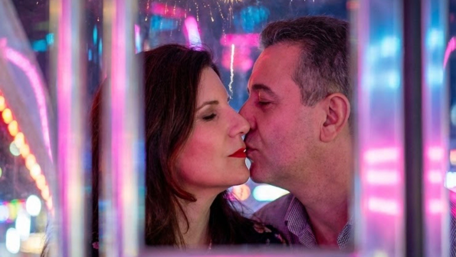 Imagem do prompt Casal_casalrodagigante_1778671395